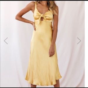 Selfie Leslie Perfect Day Satin Silk Midi Dress